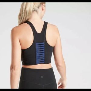 Athleta conscious crop small new